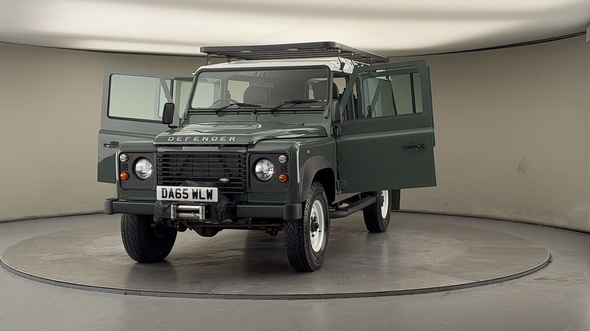 More views of Land Rover Defender 110