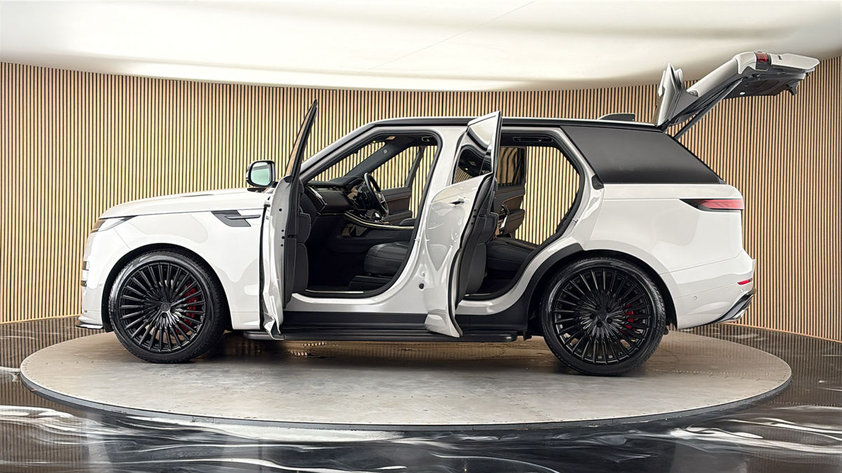 More views of Land Rover Range Rover Sport