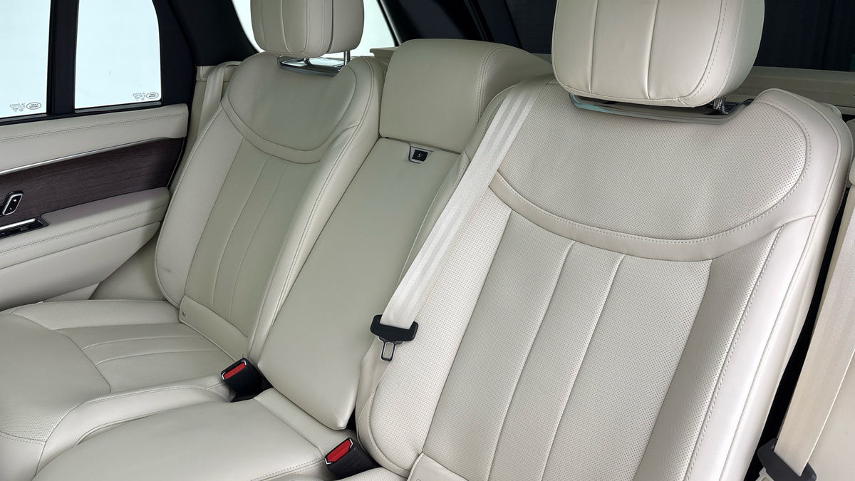 Land Rover Range Rover Image 8