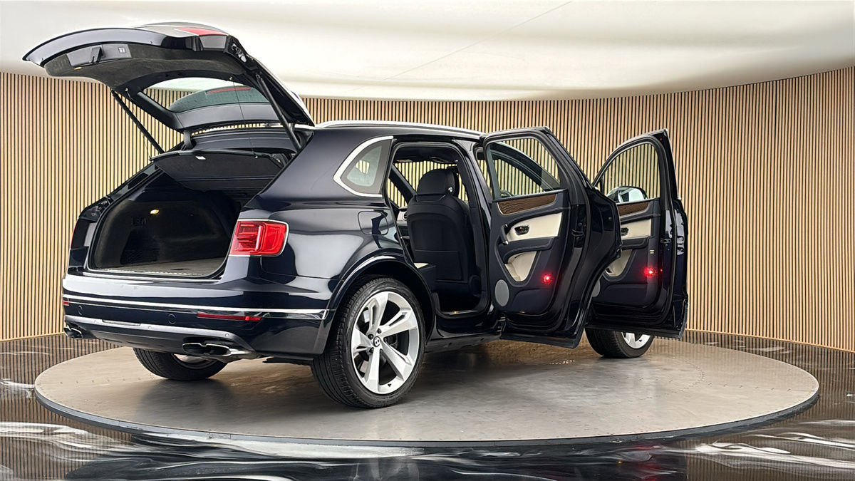 More views of Bentley Bentayga