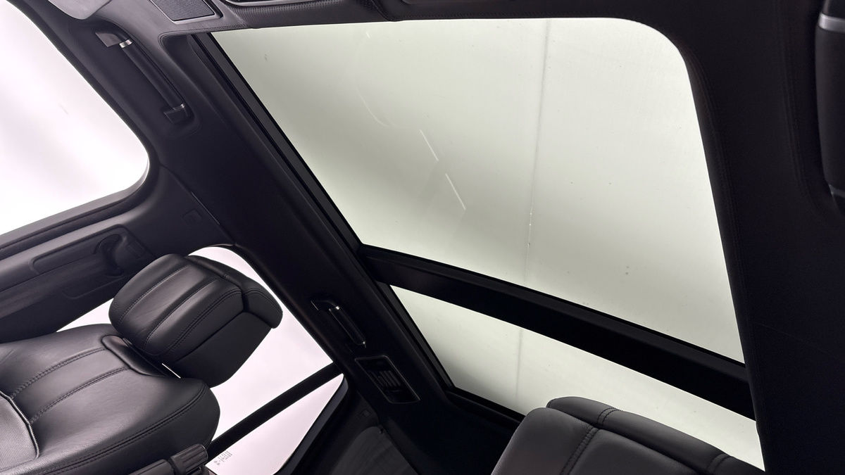 Land Rover Range Rover Image 6