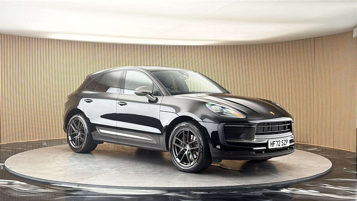 More views of Porsche Macan