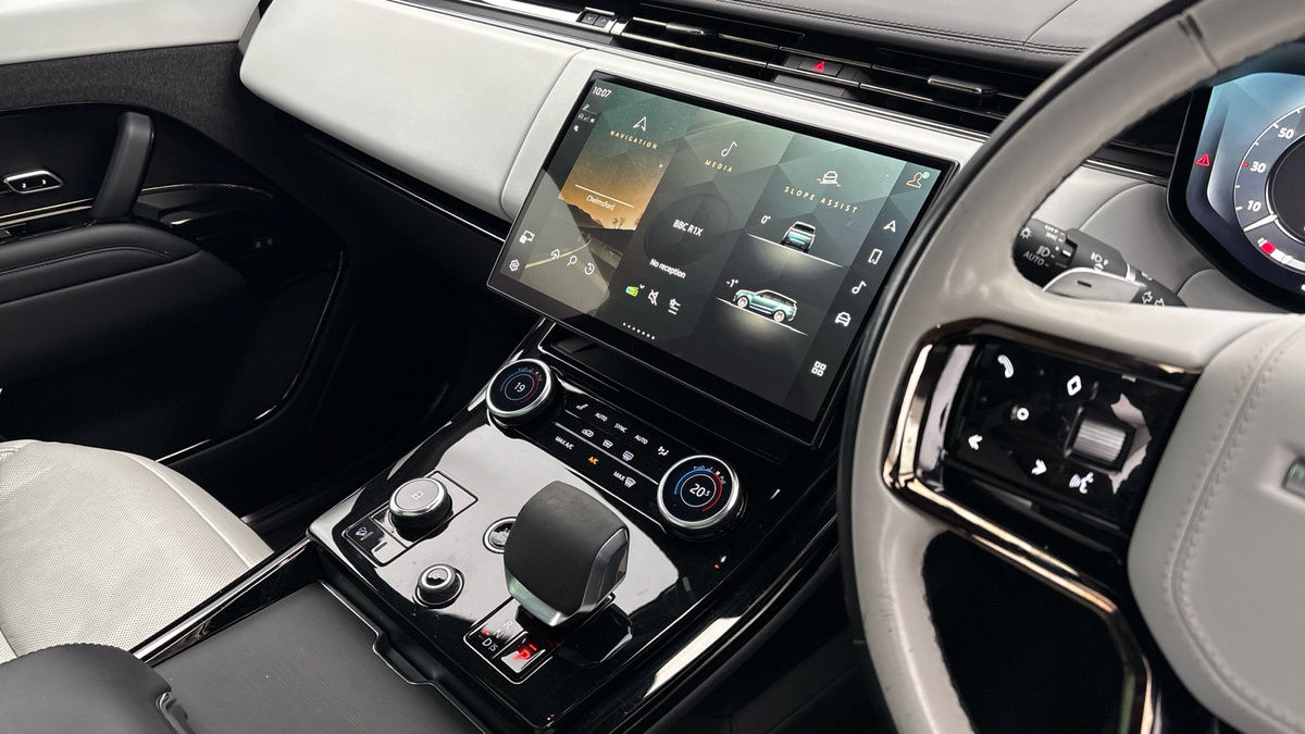 Land Rover Range Rover Sport Image 18