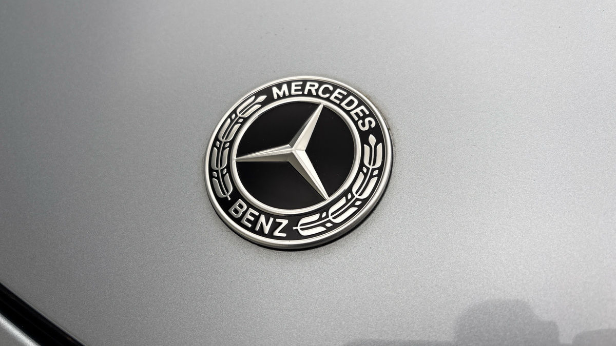 Mercedes-Benz E Class Image 24