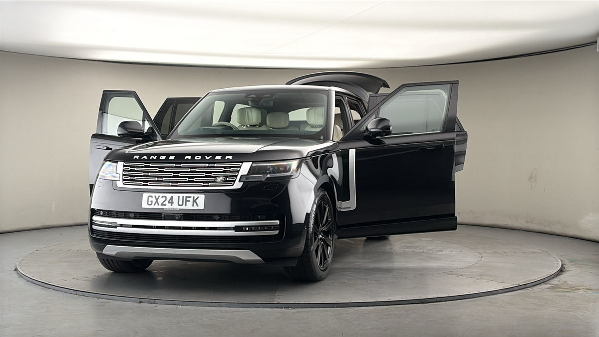 More views of Land Rover Range Rover