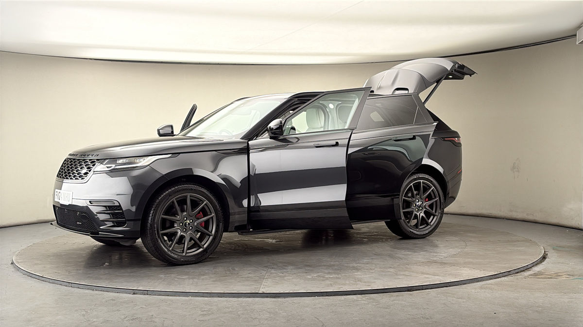 More views of Land Rover Range Rover Velar