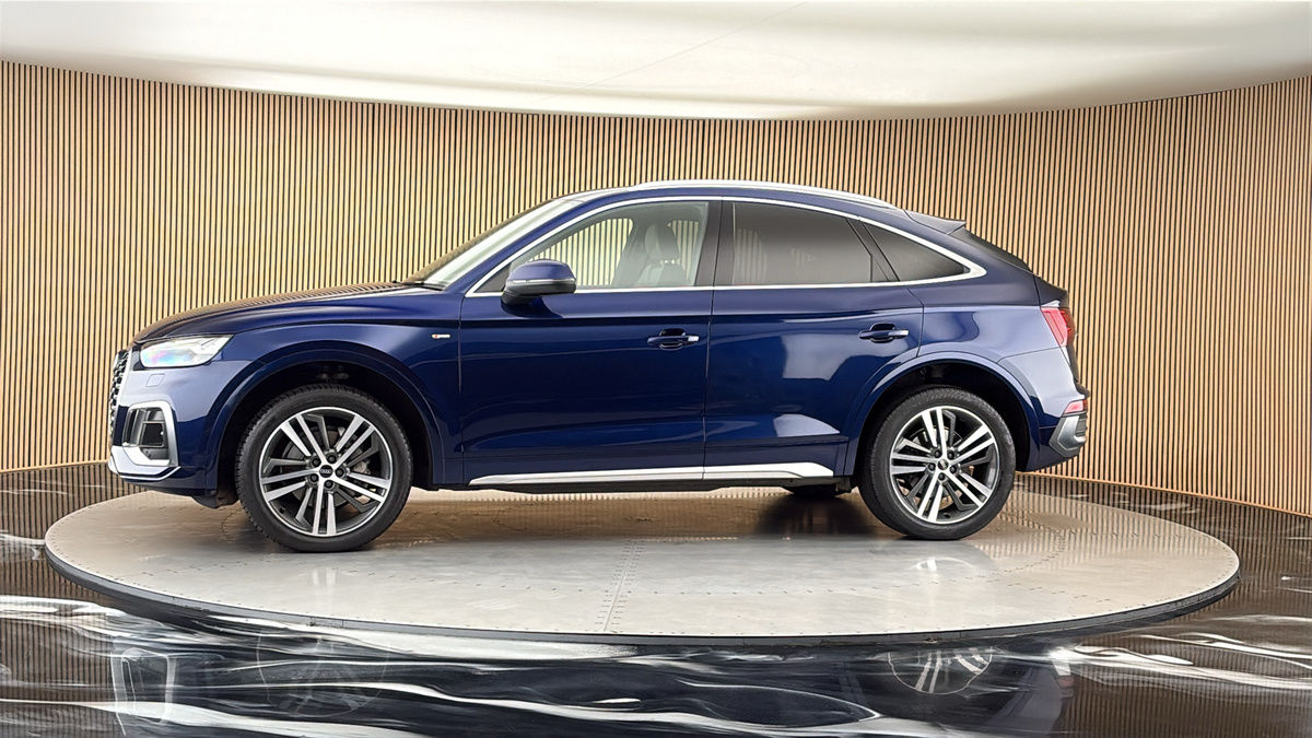 More views of Audi Q5