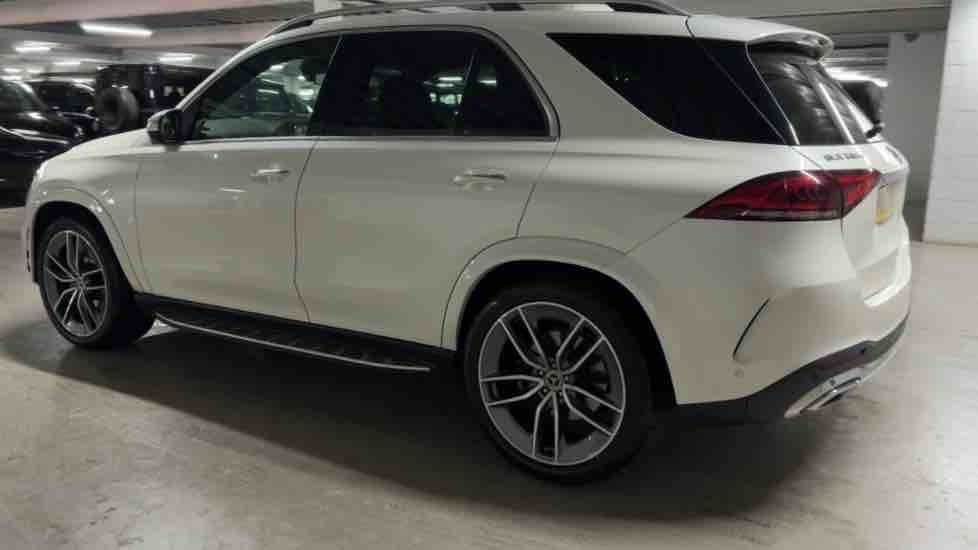 More views of Mercedes-Benz GLE