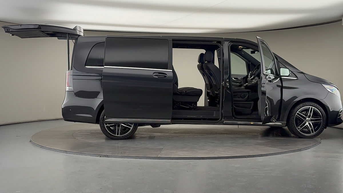 More views of Mercedes-Benz V Class