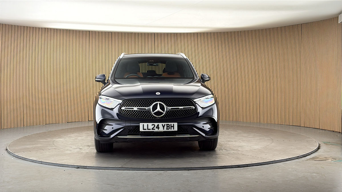 More views of Mercedes-Benz GLC