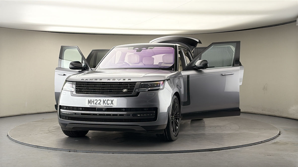 More views of Land Rover Range Rover