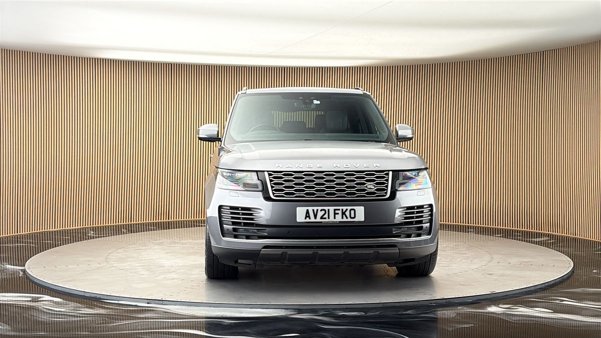 More views of Land Rover Range Rover