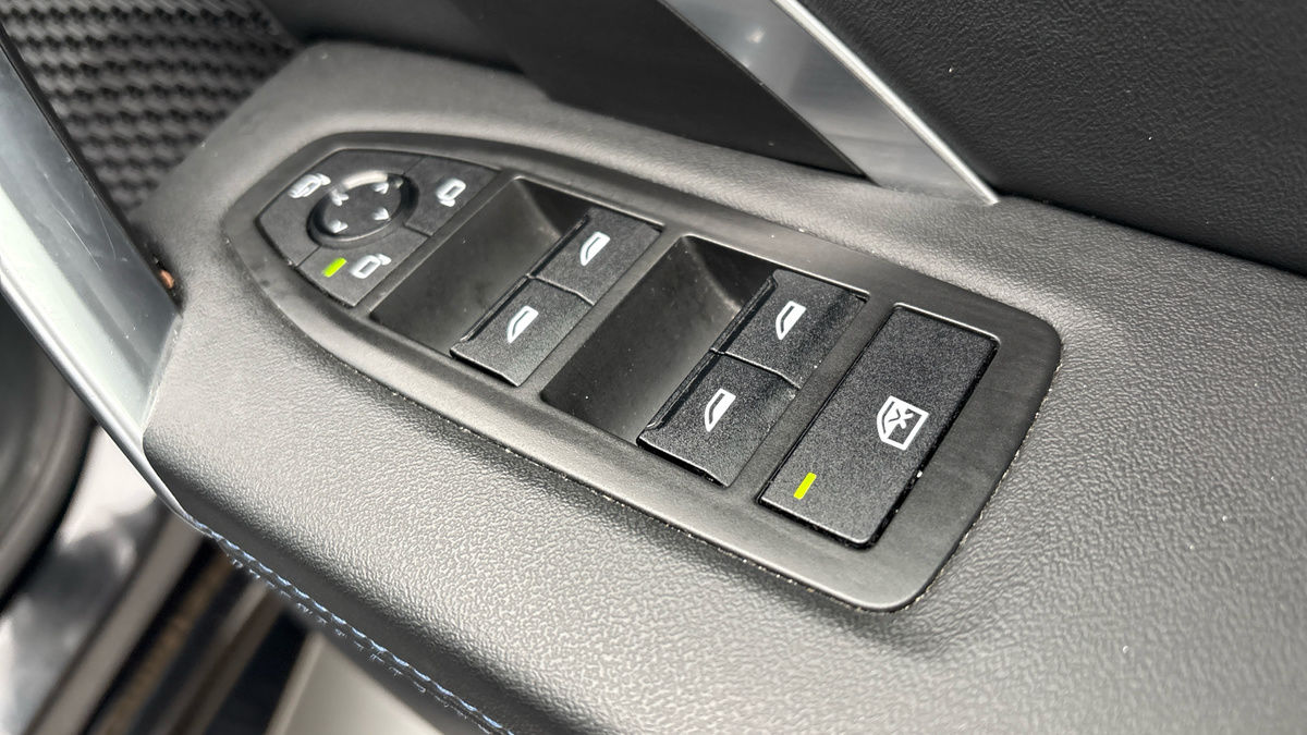 BMW iX2 Image 25