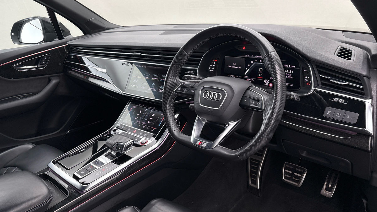 Audi SQ7 Image 5
