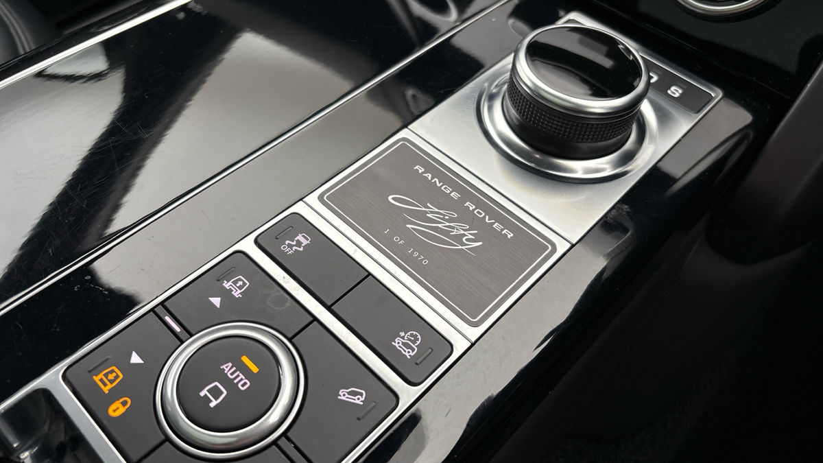 Land Rover Range Rover Image 26