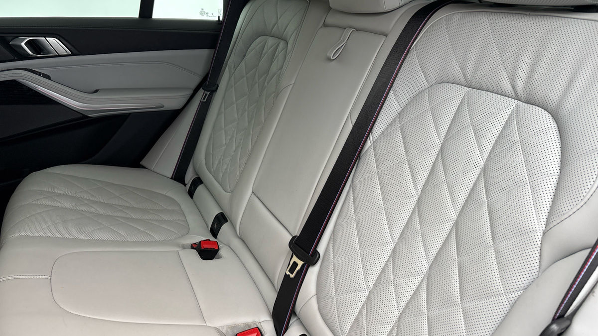 BMW X5 Image 8