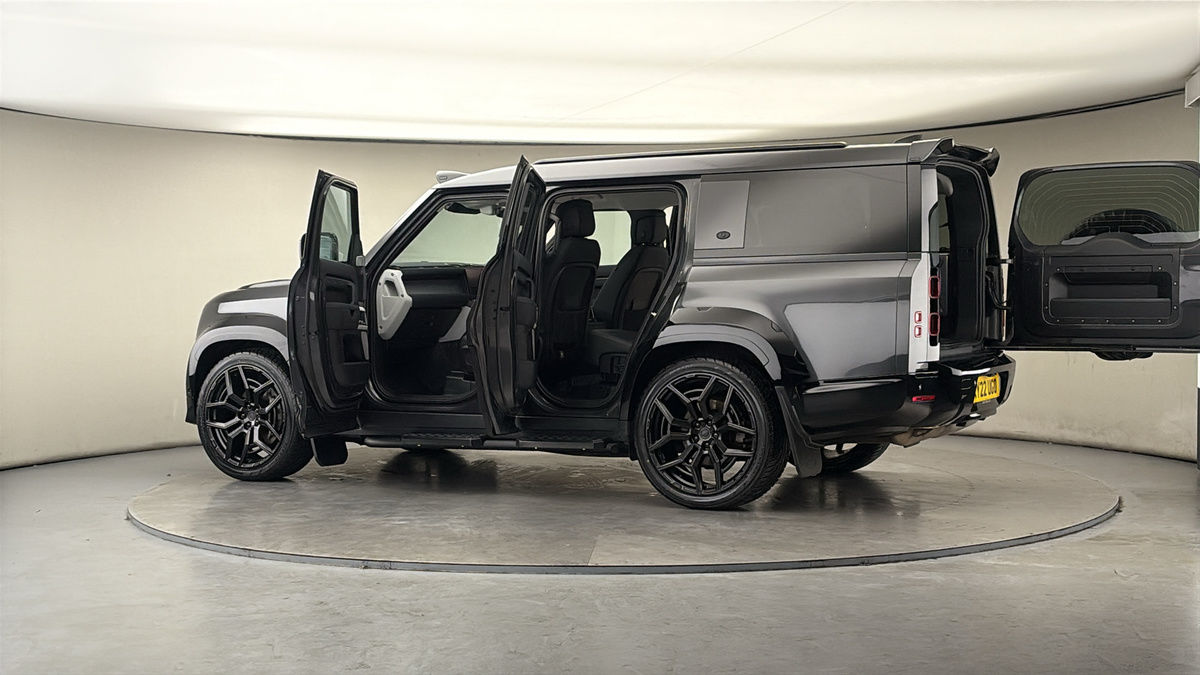 More views of Land Rover Defender 130