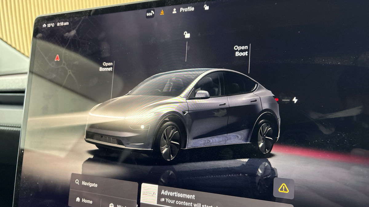 Tesla Model Y Image 32