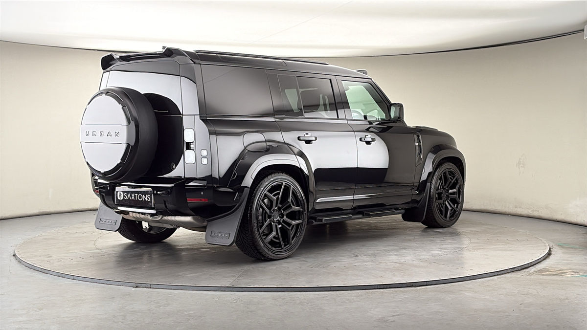 Land Rover Defender 110 Urban Image 21