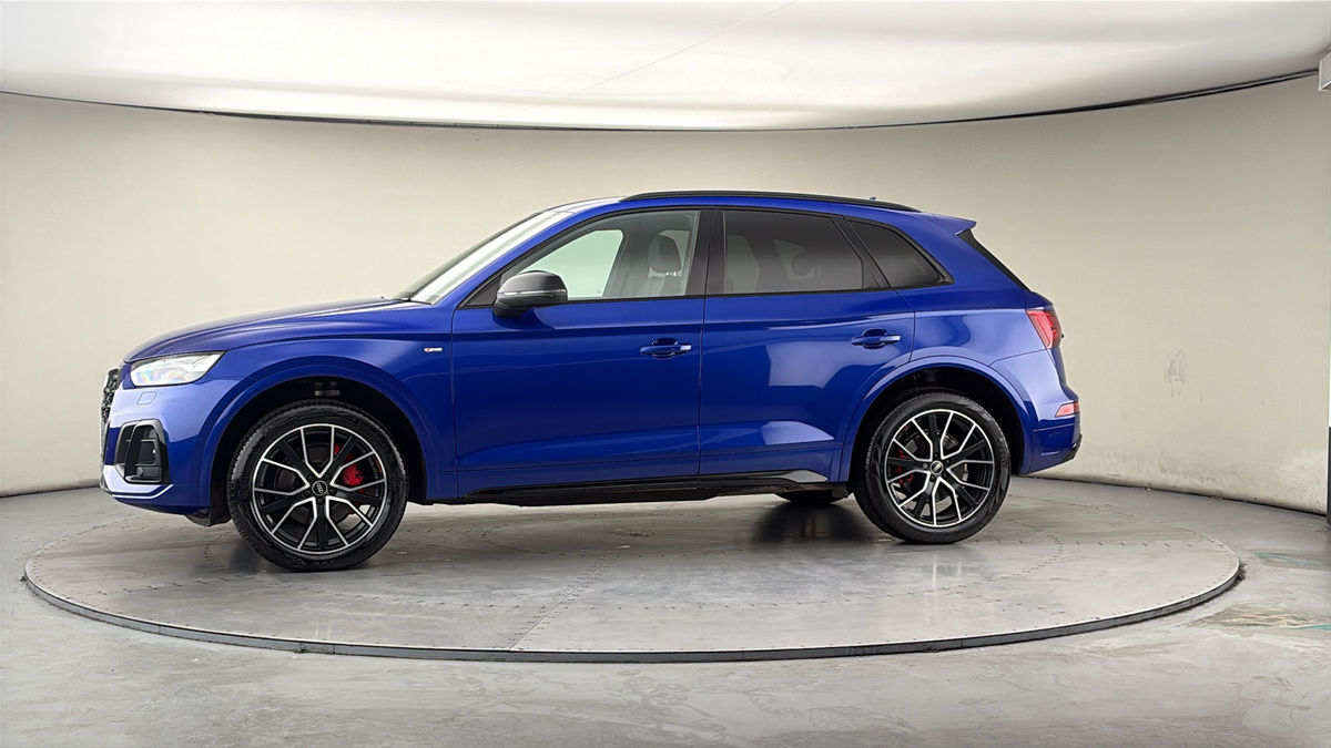 More views of Audi Q5