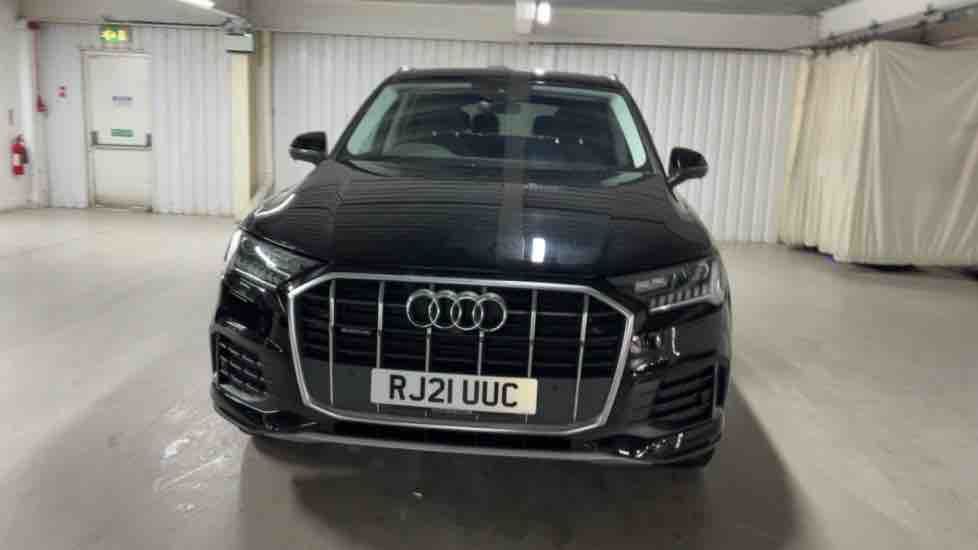 More views of Audi Q7