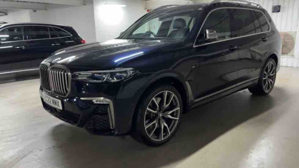 More views of BMW X7