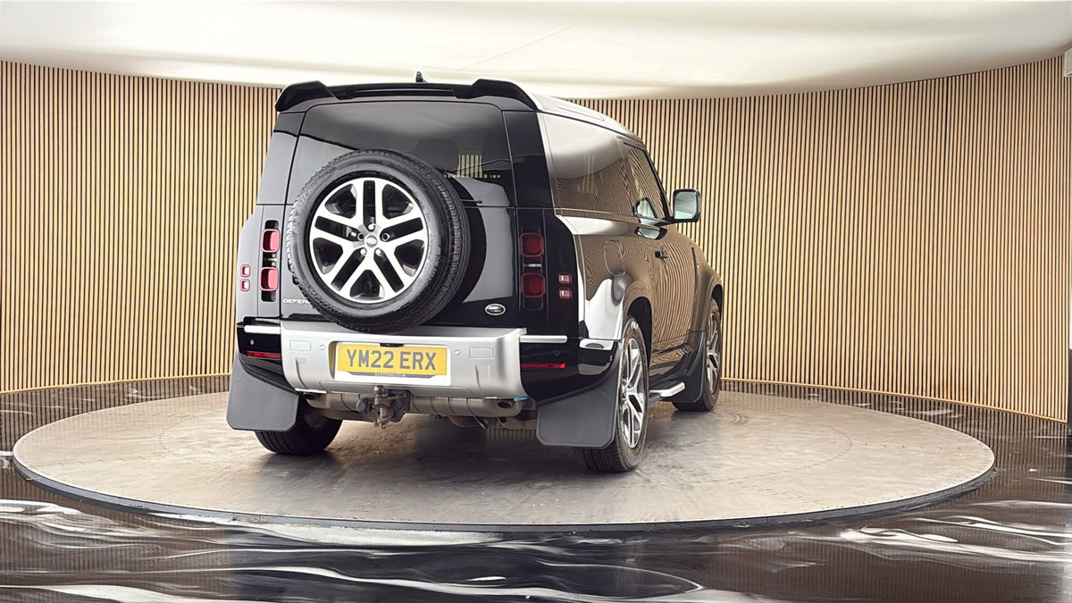 More views of Land Rover Defender 90
