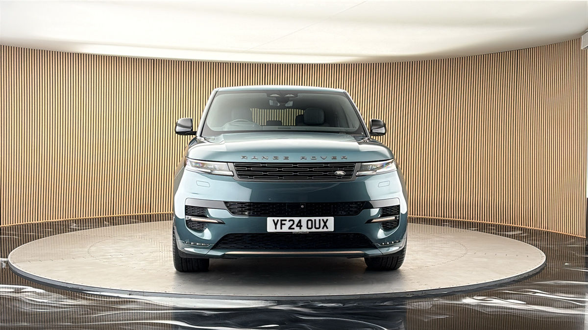 More views of Land Rover Range Rover Sport