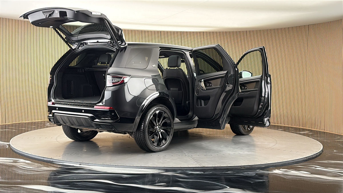 More views of Land Rover Discovery Sport