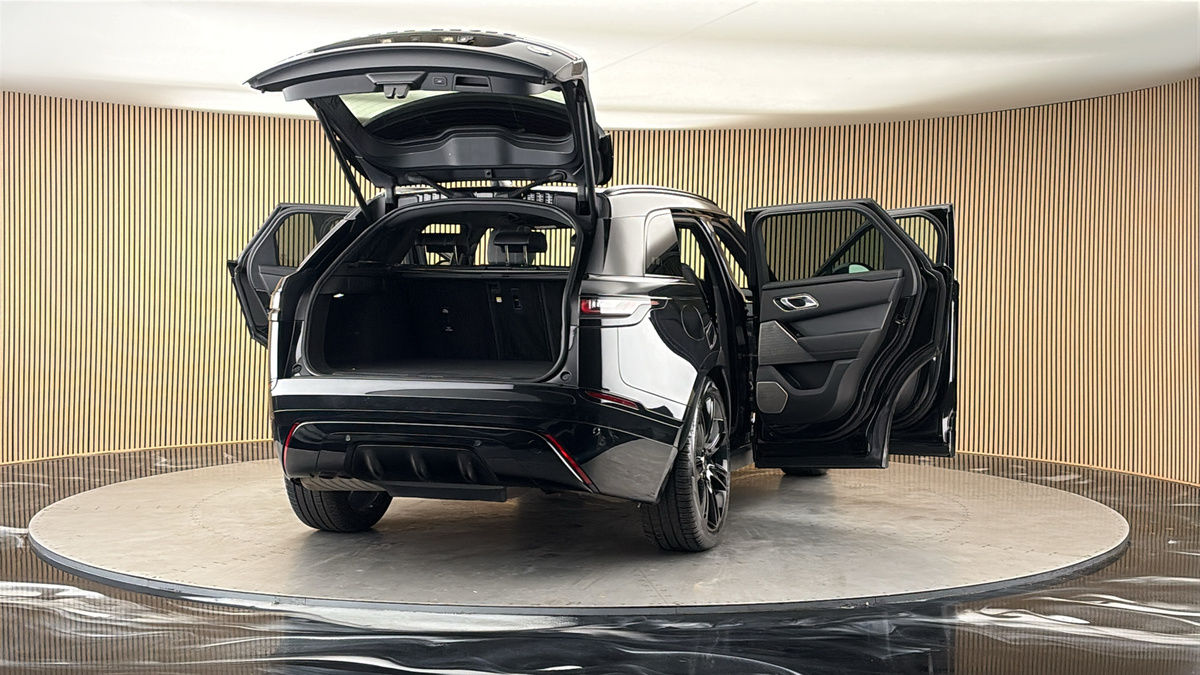 More views of Land Rover Range Rover Velar