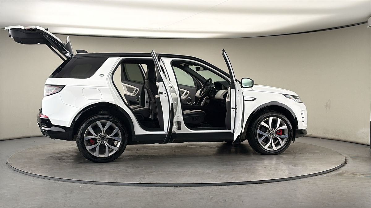 More views of Land Rover Discovery Sport