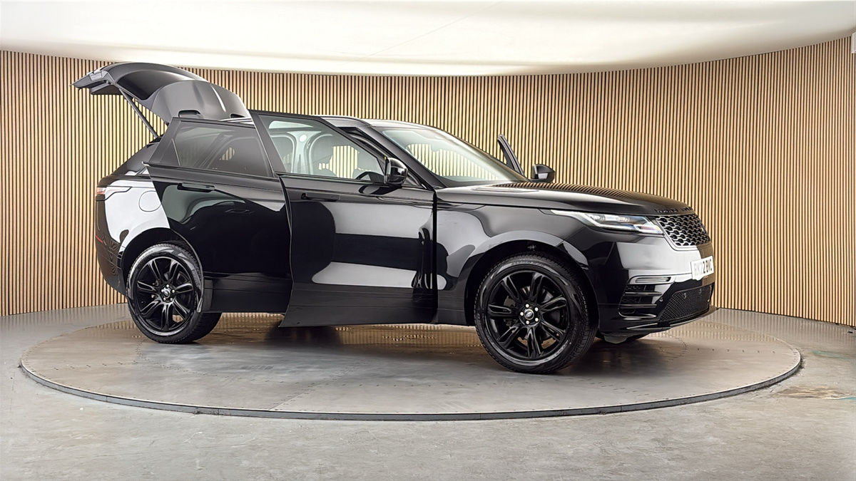 More views of Land Rover Range Rover Velar