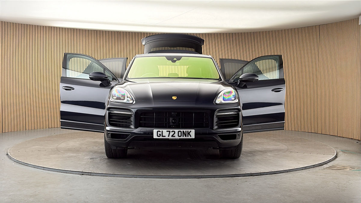 More views of Porsche Cayenne