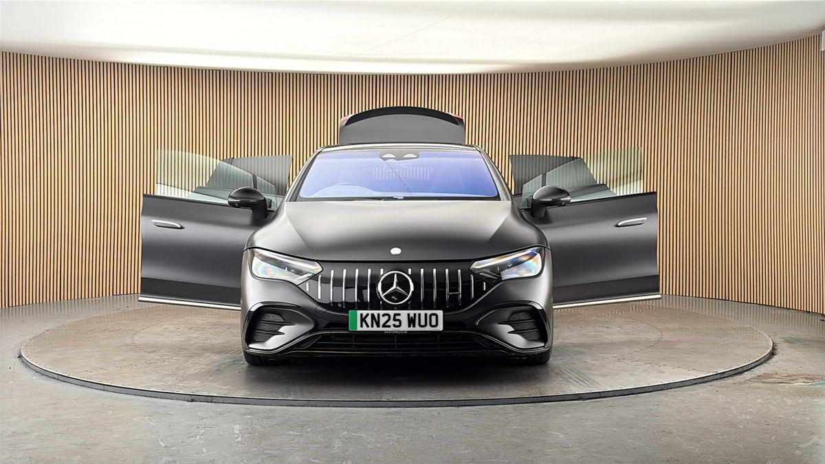 More views of Mercedes-Benz EQE