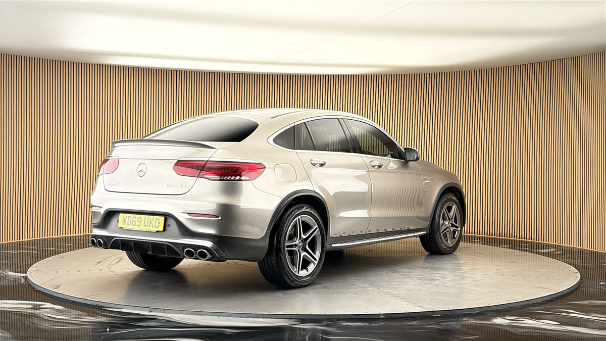 More views of Mercedes-Benz GLC
