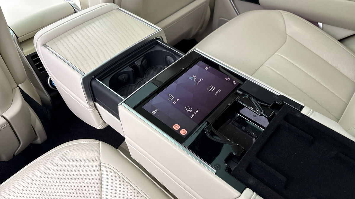 Land Rover Range Rover Image 27