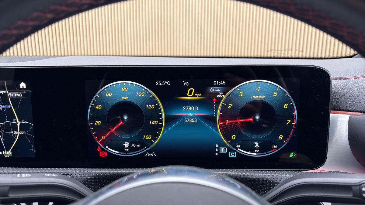 Mercedes-Benz CLA Image 27