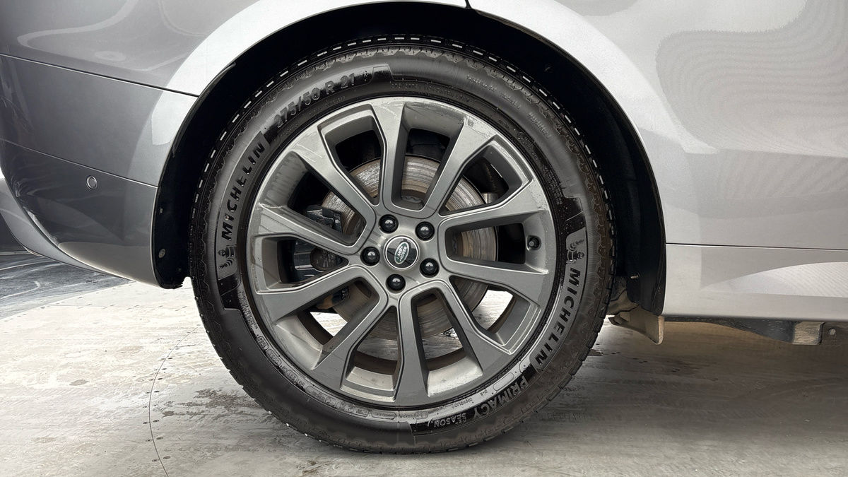 Land Rover Range Rover Sport Image 10