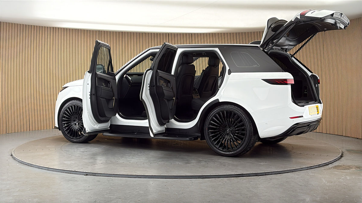 More views of Land Rover Range Rover Sport