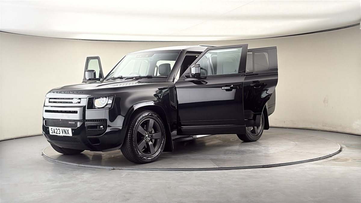 More views of Land Rover Defender 130