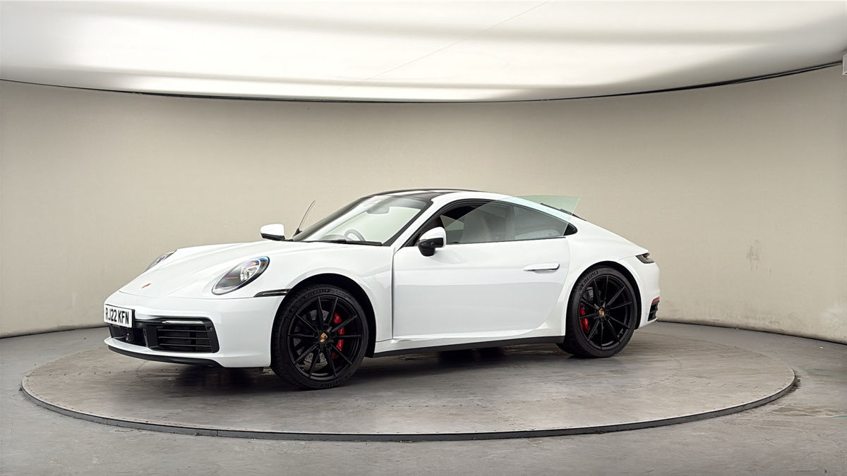 More views of Porsche 911