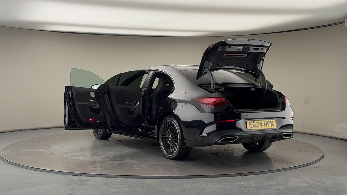 Mercedes-Benz CLA Image 23