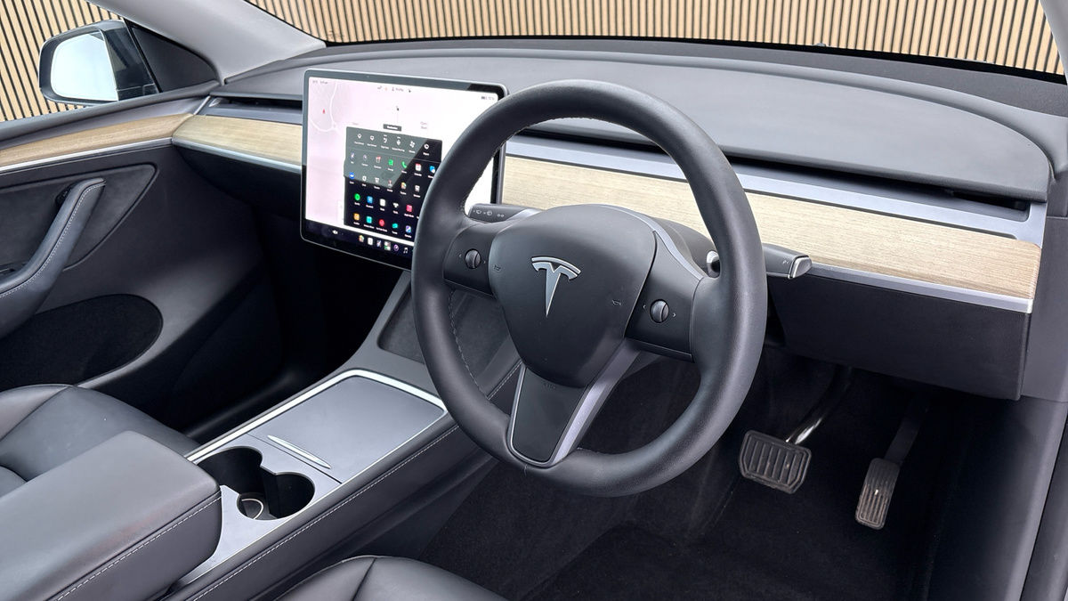 Tesla Model Y Image 5