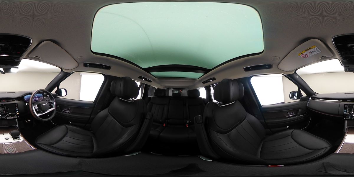 More views of Land Rover Range Rover