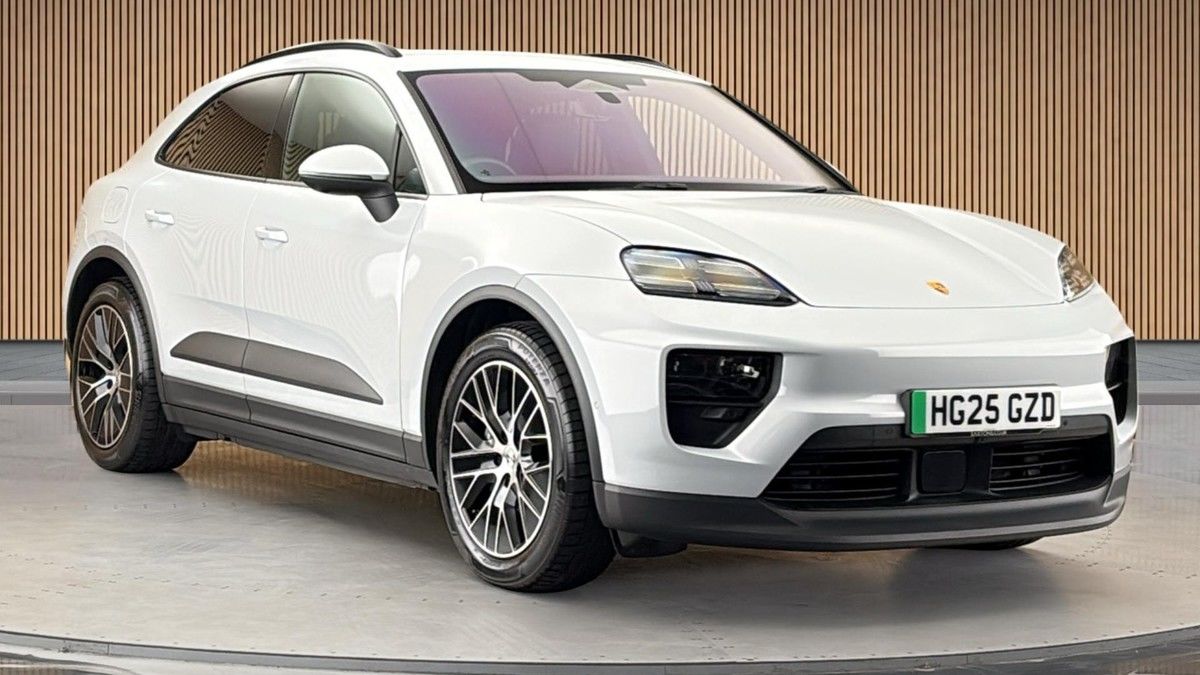 2025 Porsche Macan