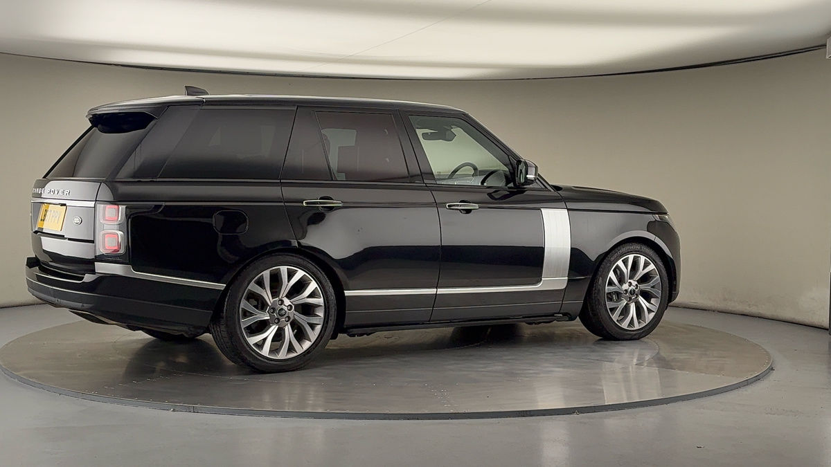 More views of Land Rover Range Rover