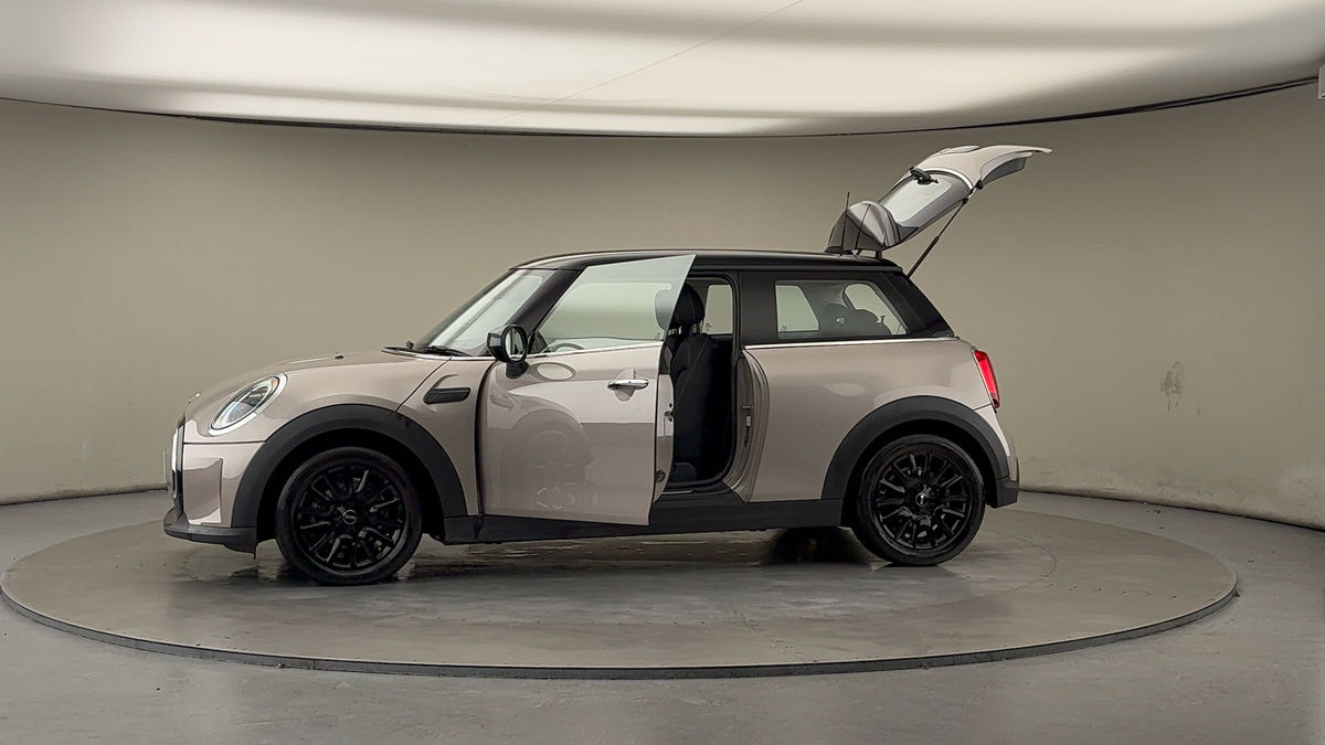 More views of MINI Hatch