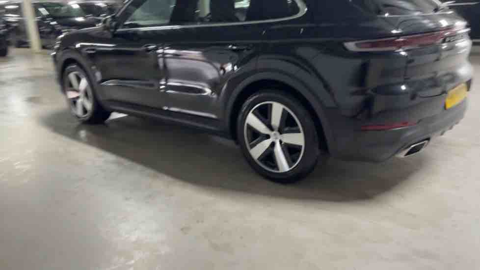 More views of Porsche Cayenne