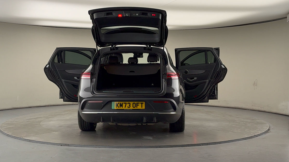 More views of Mercedes-Benz EQC