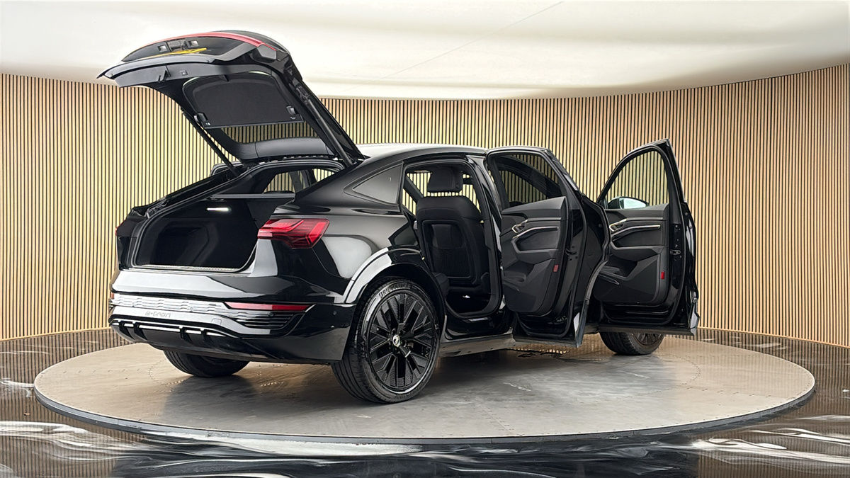 More views of Audi Q8 e-tron